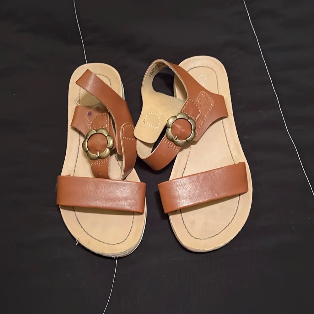 Girls sandals
